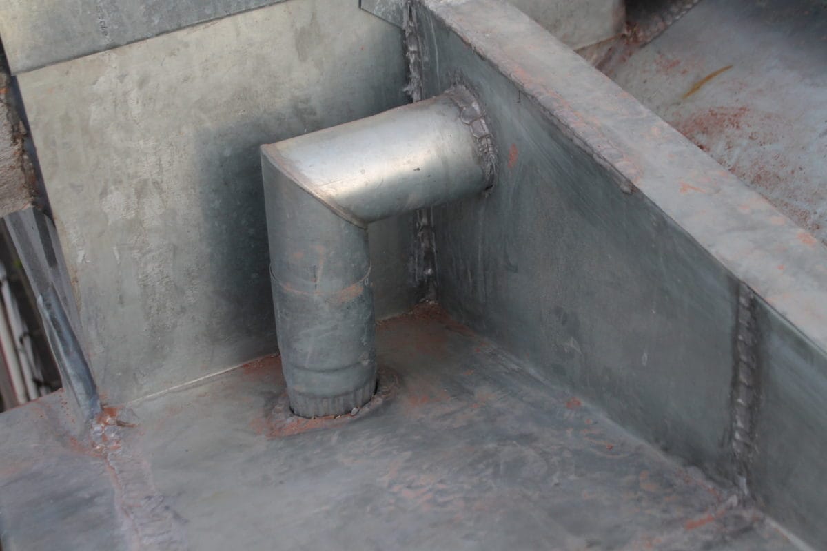 New zinc box gutter with clean solders